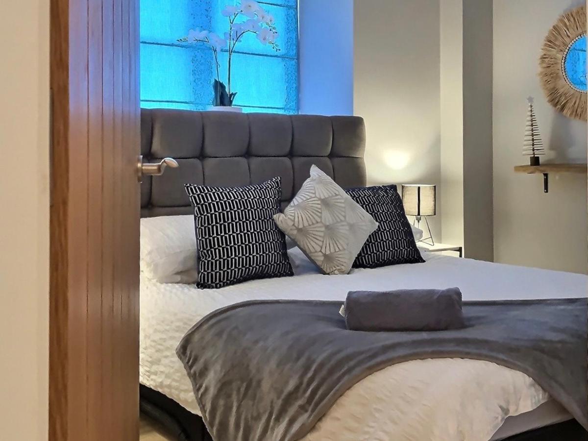Apartamento Cotswold Chapel, Sleeps Up To 5 In Kingsize Beds Chipping Norton Exterior foto